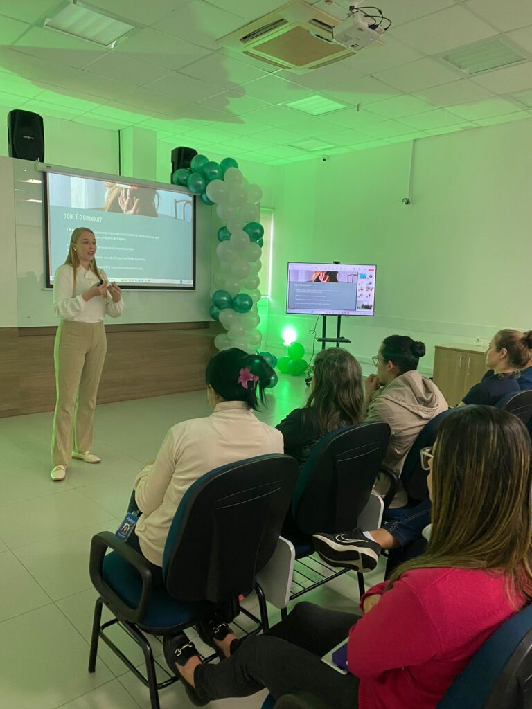 Palestra psicologia juliana oenning